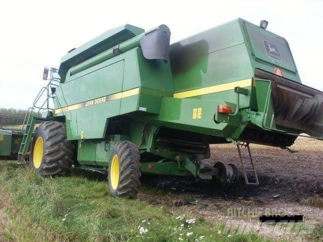 John Deere 2054 Combine de secerat