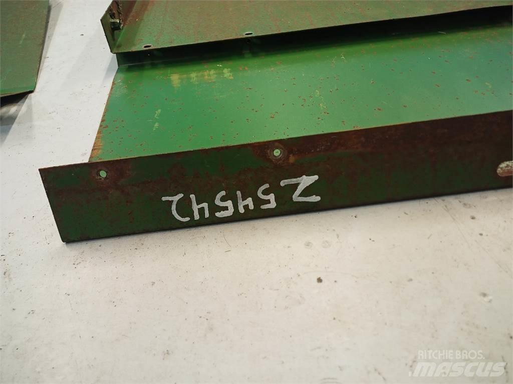 John Deere 2054 Dispersare nisip si sare