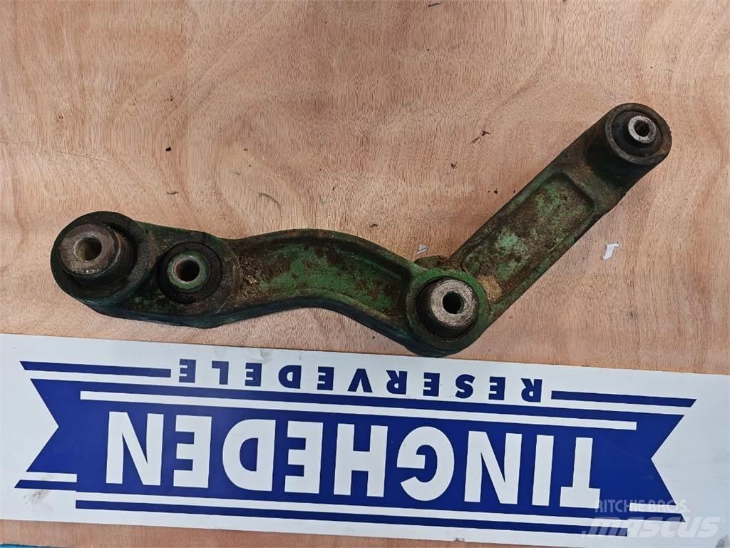 John Deere 2054 Dispersare nisip si sare