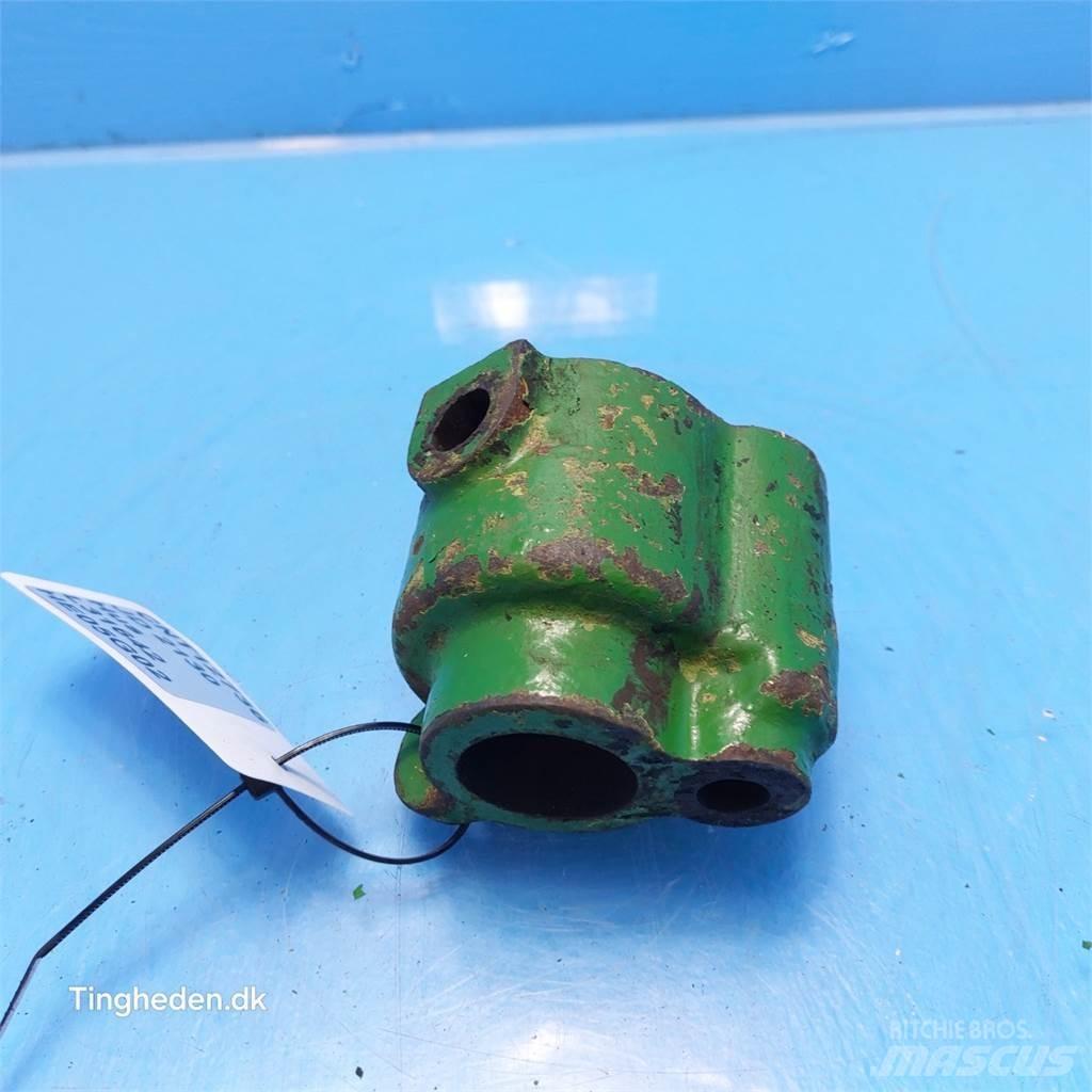 John Deere 2130 Alte accesorii tractor