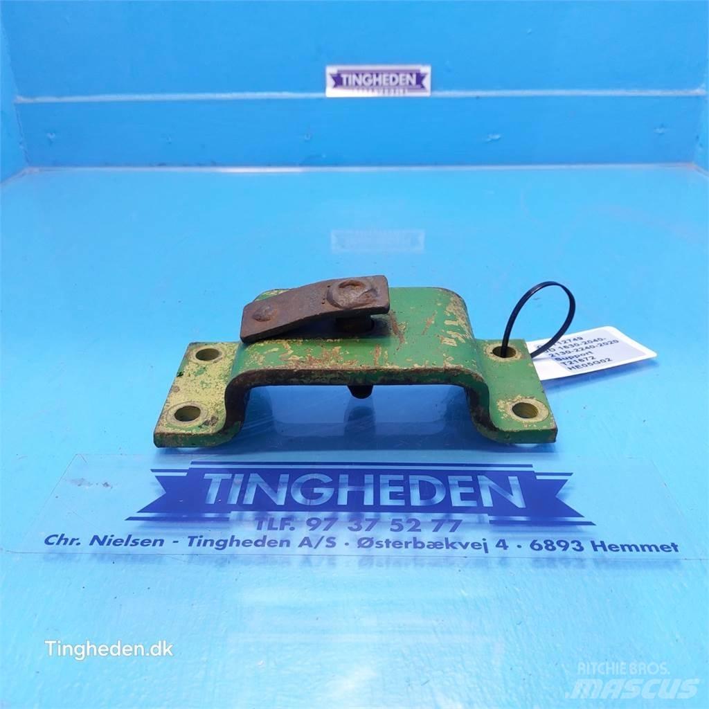 John Deere 2130 Alte accesorii tractor