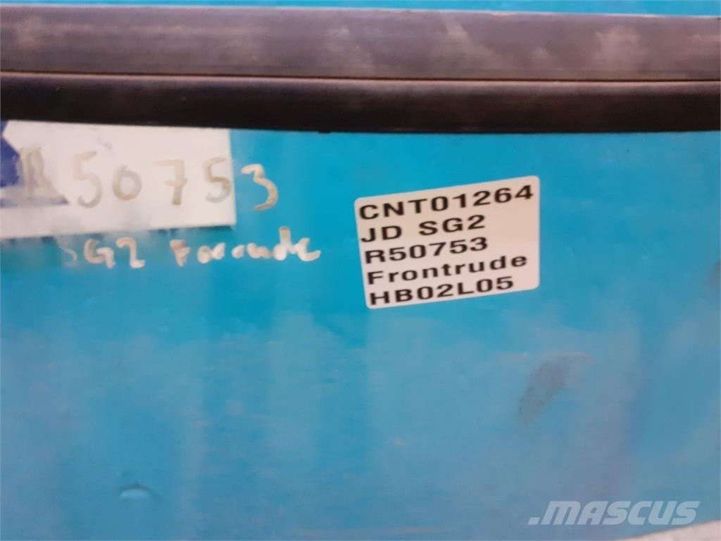John Deere 2140 Cabine si interior