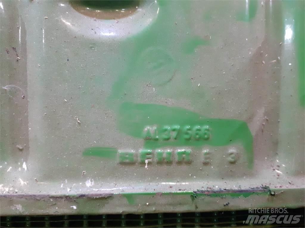John Deere 3040 Radiatoare