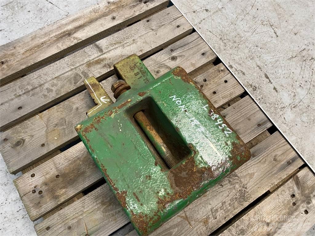 John Deere 3040 Greutăți față
