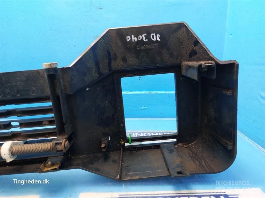 John Deere 3040 Cabine si interior
