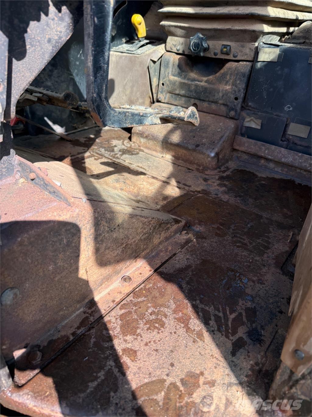 John Deere 3040 Tractoare