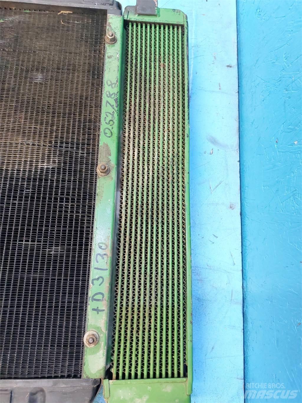 John Deere 3130 Radiatoare