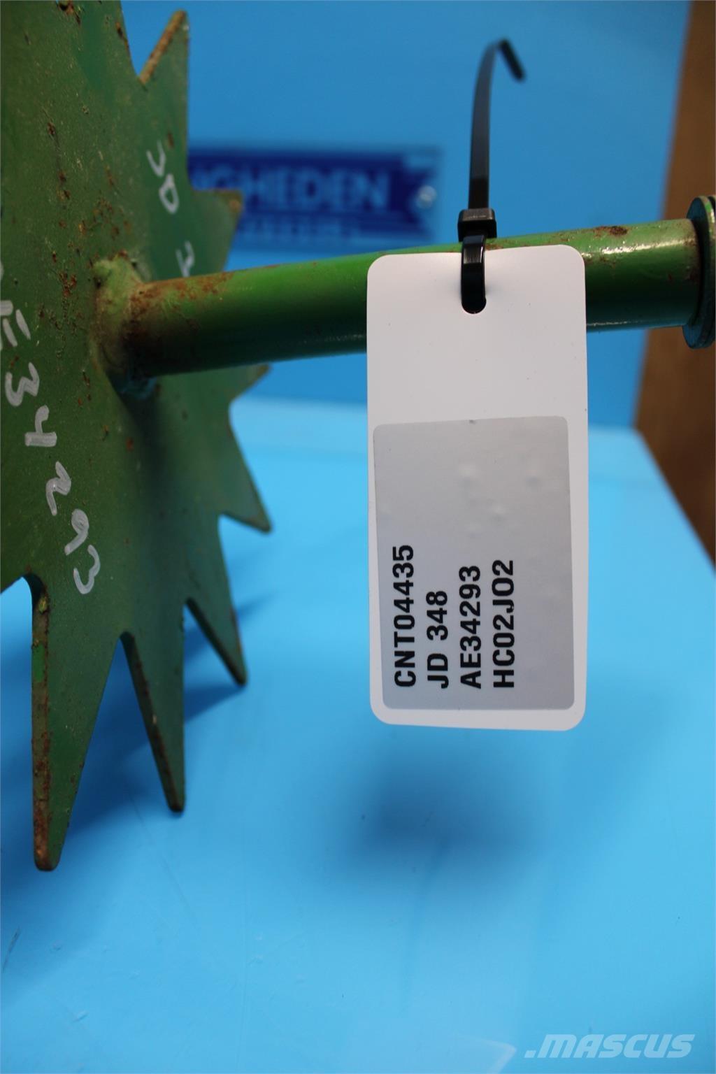 John Deere 348 Cleme balot