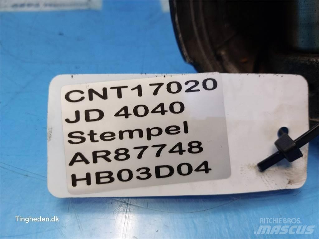 John Deere 4040 Motoare