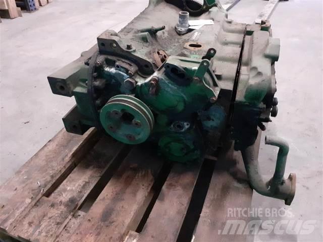 John Deere 4239 Motoare