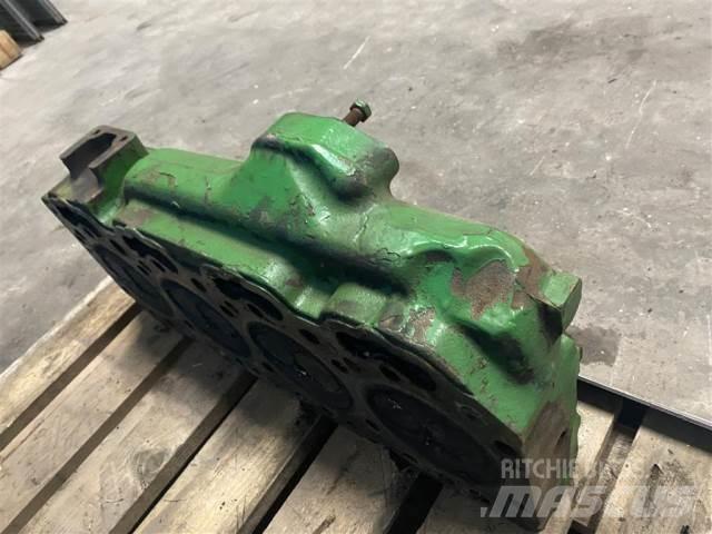 John Deere 4239 Motoare