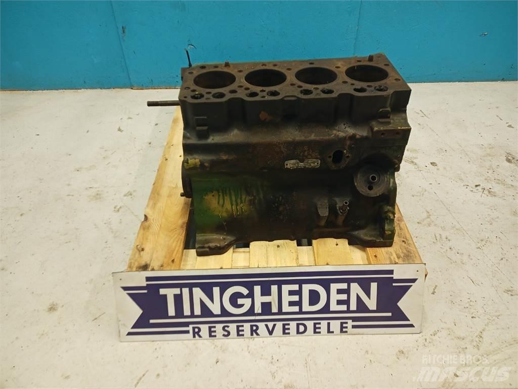 John Deere 4239 Motoare