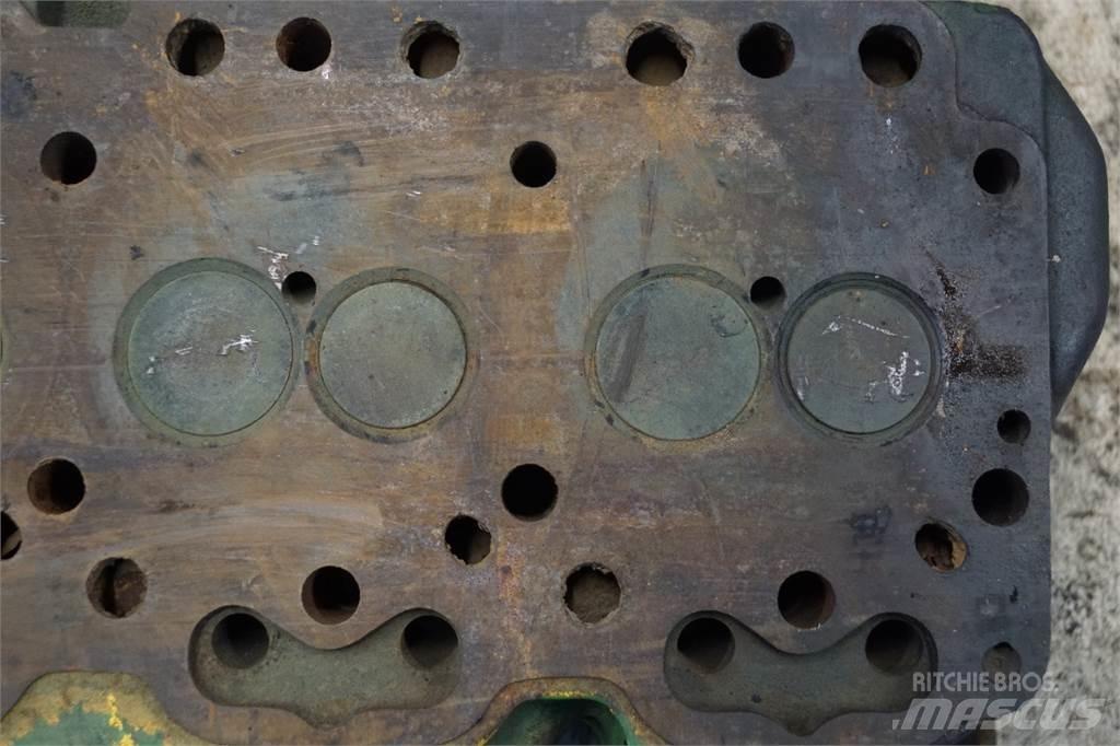 John Deere 4239 Motoare