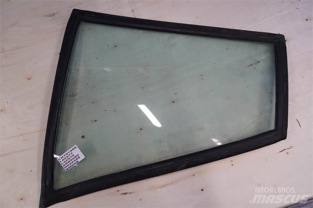 John Deere 4240 Cabine si interior