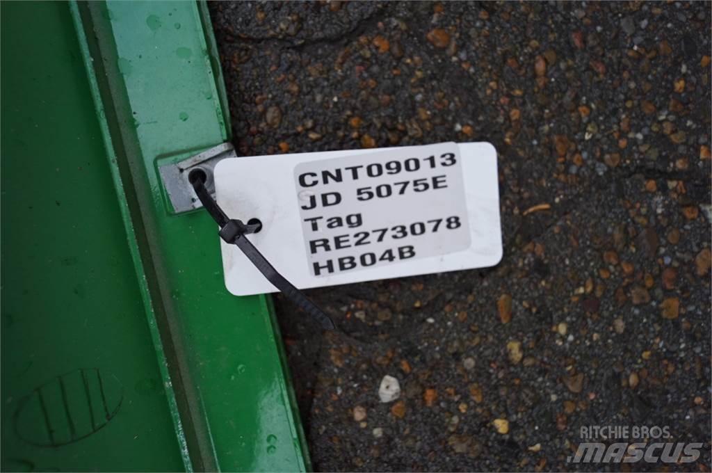 John Deere 5075E Cabine si interior