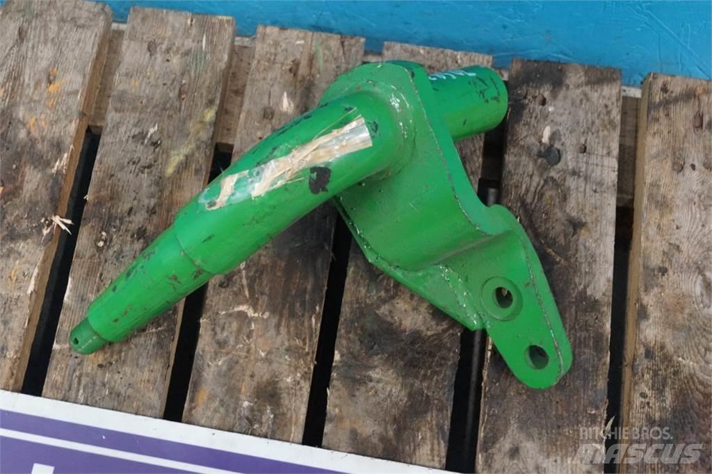 John Deere 5830 Accesorii pentru mașini de fân și furaje