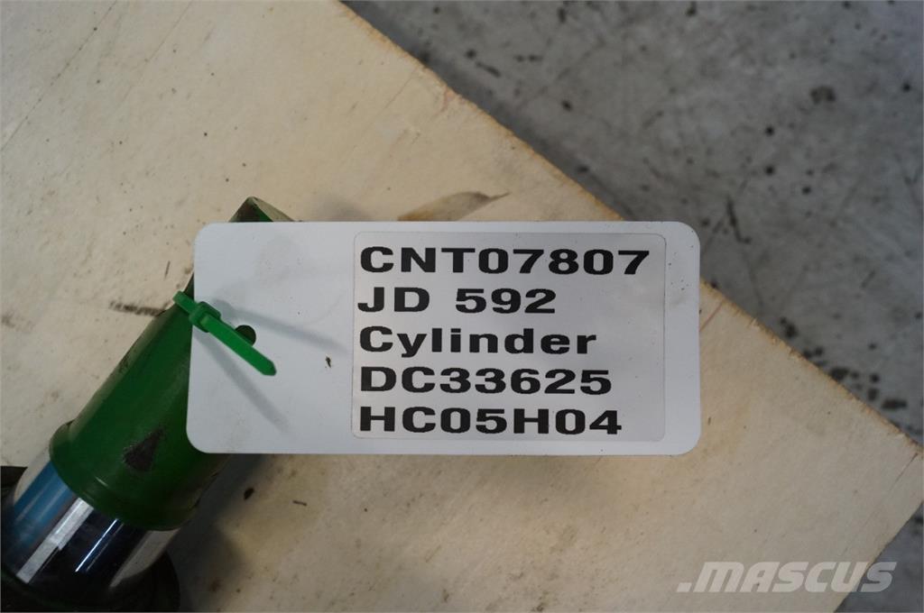 John Deere 592 Cleme balot