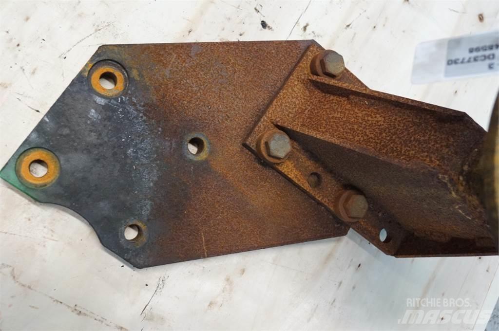 John Deere 592 Axe