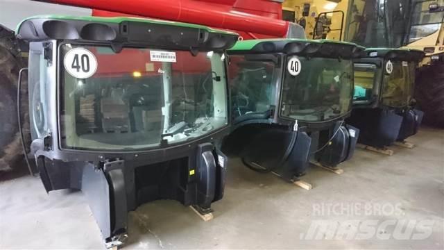 John Deere 6155 Cabine si interior