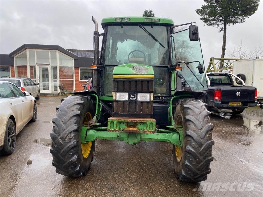 John Deere 6300 Tractoare