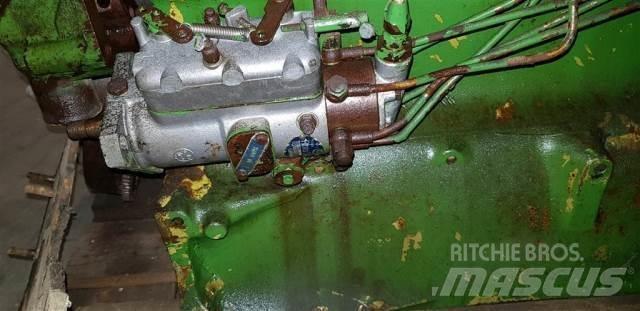 John Deere 6329 Motoare