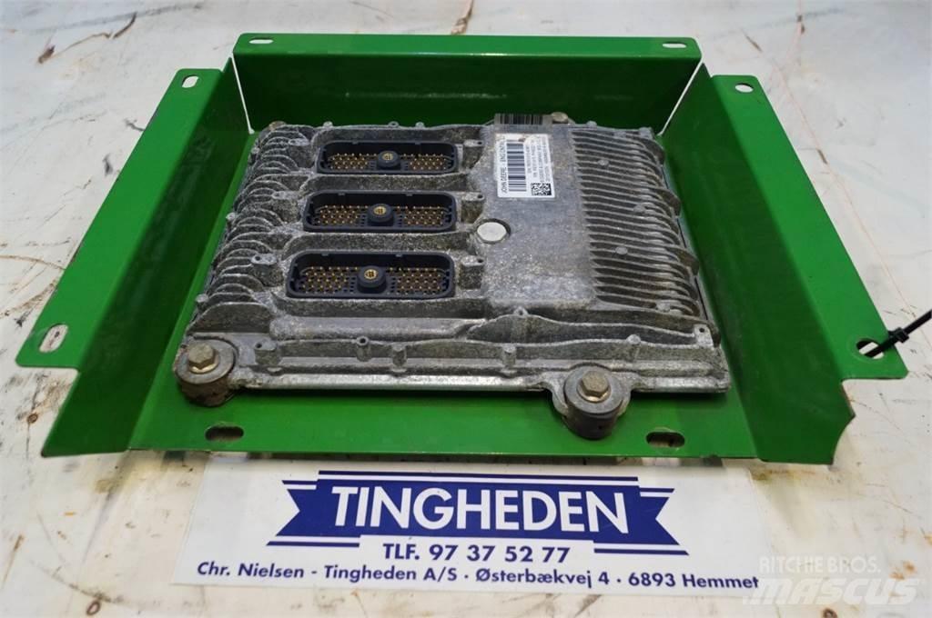 John Deere 670S Electronice