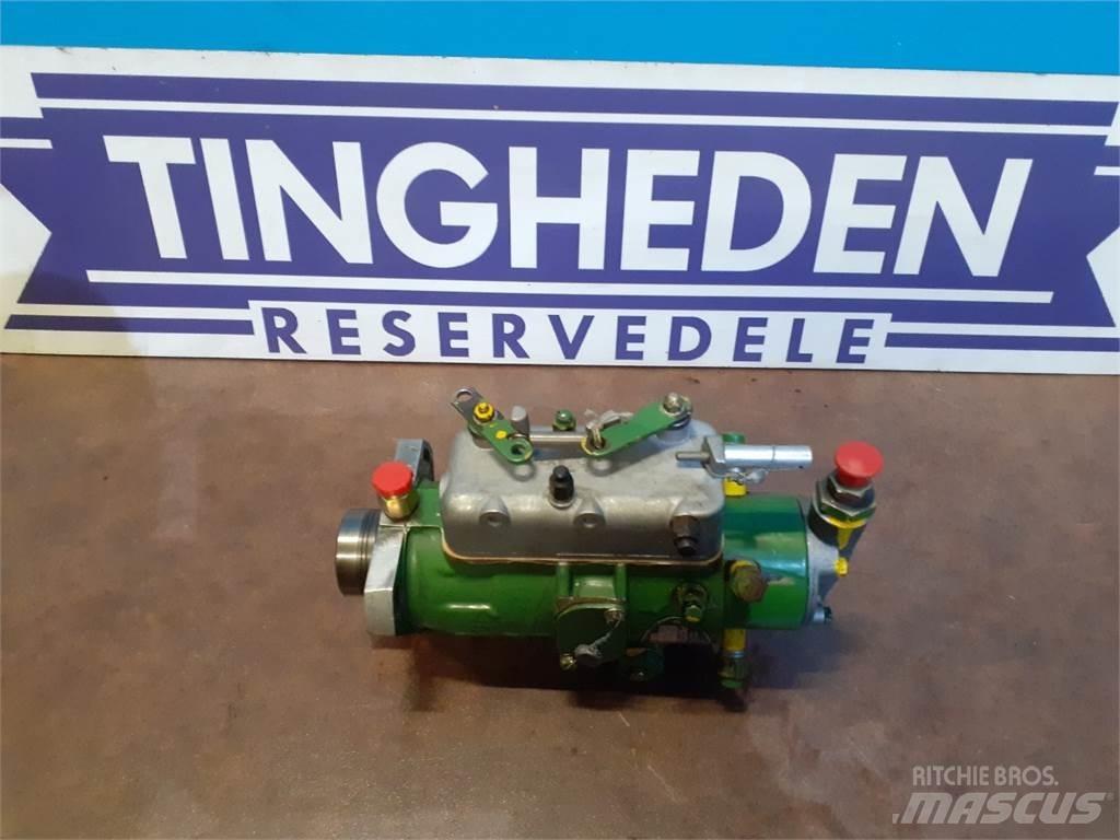 John Deere 935 Motoare