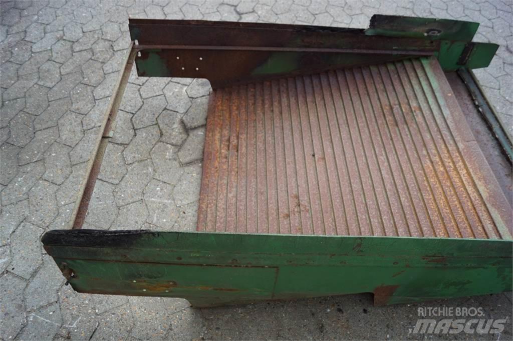 John Deere 952 Dispersare nisip si sare