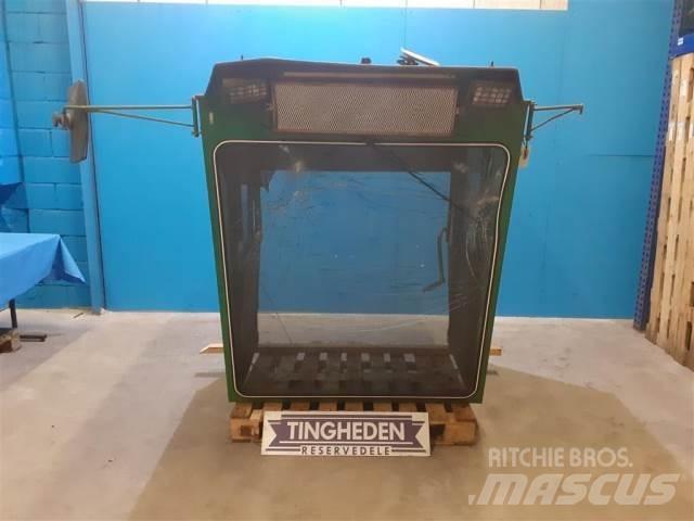 John Deere 955 Cabine si interior