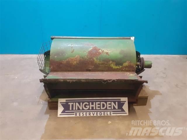John Deere 955 Dispersare nisip si sare
