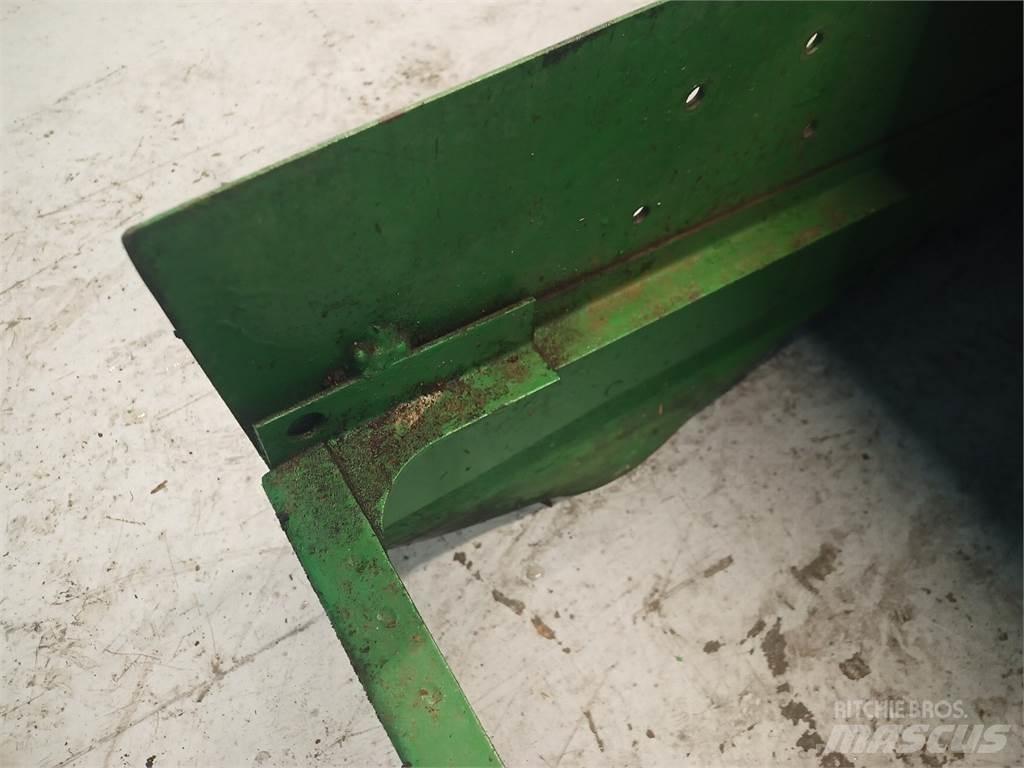 John Deere 965 Dispersare nisip si sare