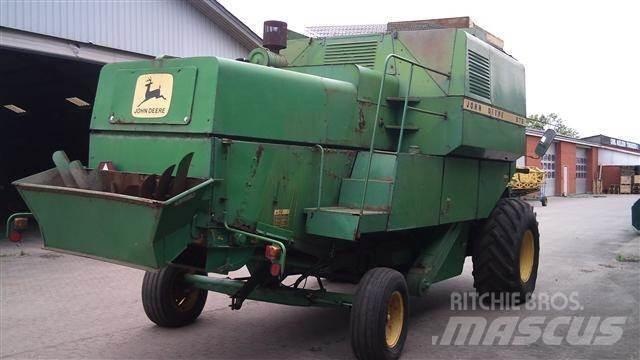 John Deere 975 Combine de secerat