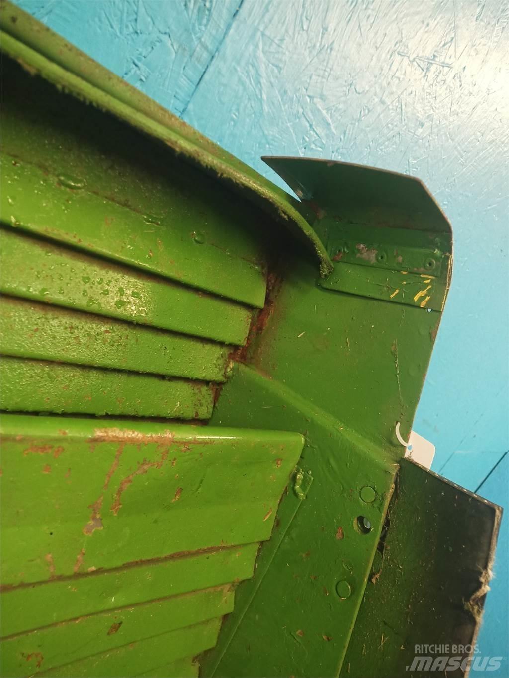 John Deere 975 Dispersare nisip si sare