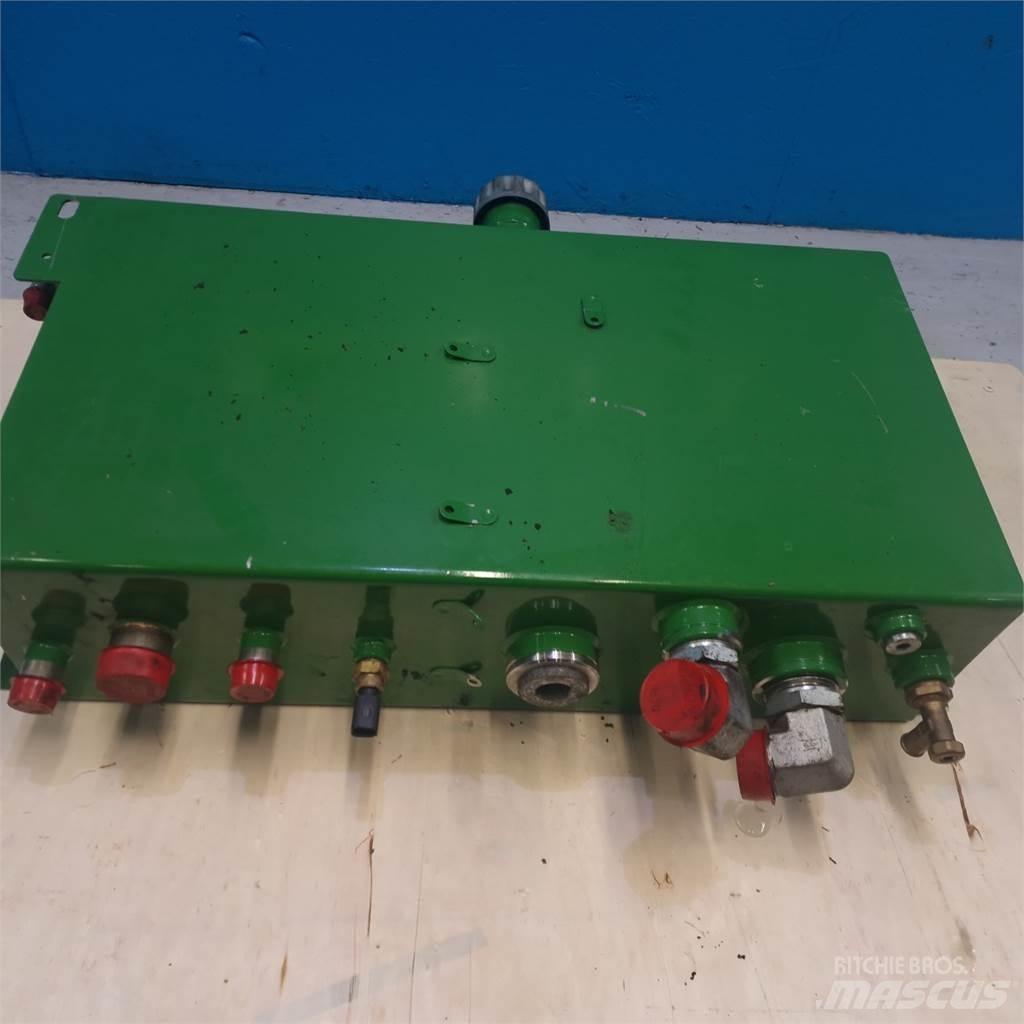 John Deere S670 Hidraulice