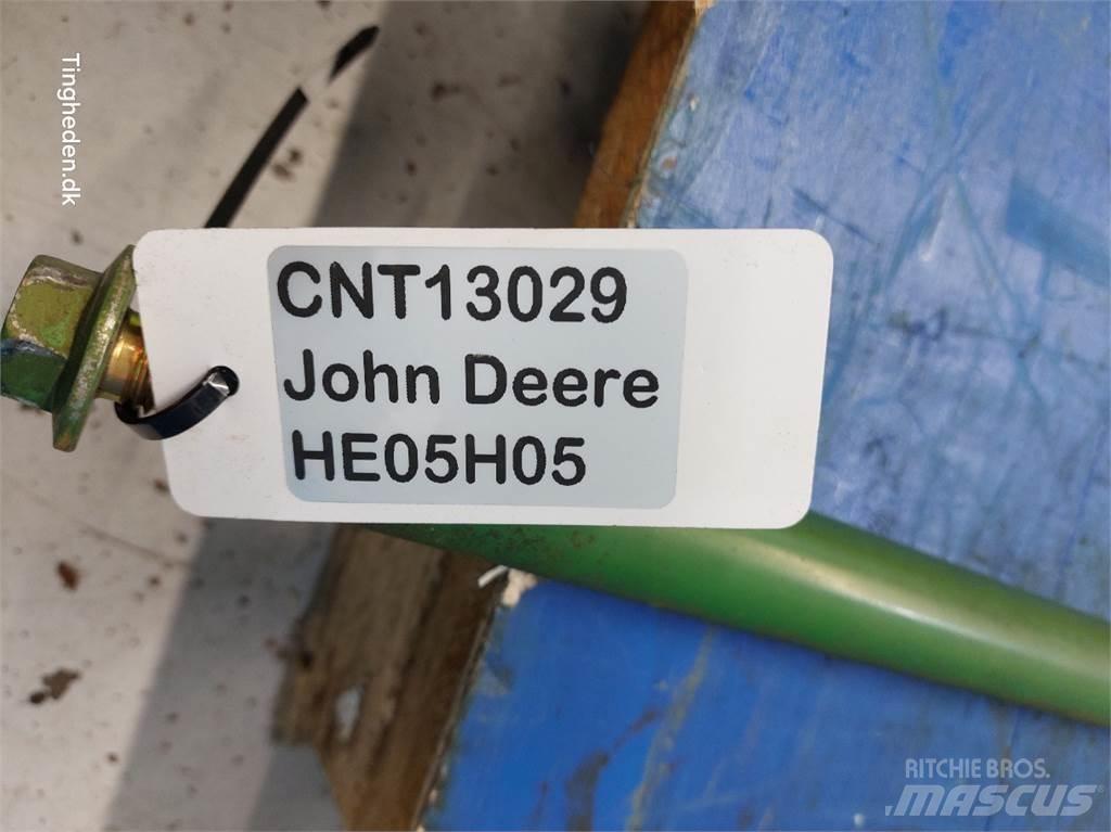 John Deere S670 Dispersare nisip si sare