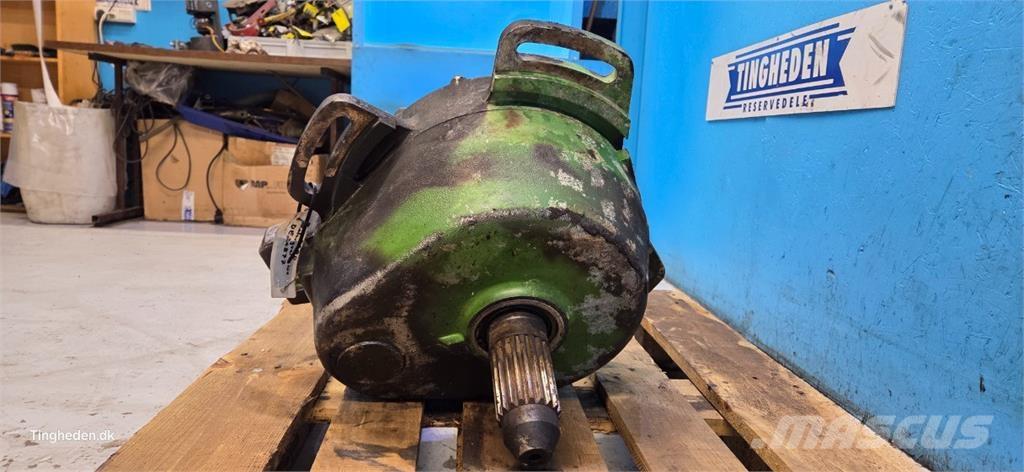John Deere S690 Transmisie