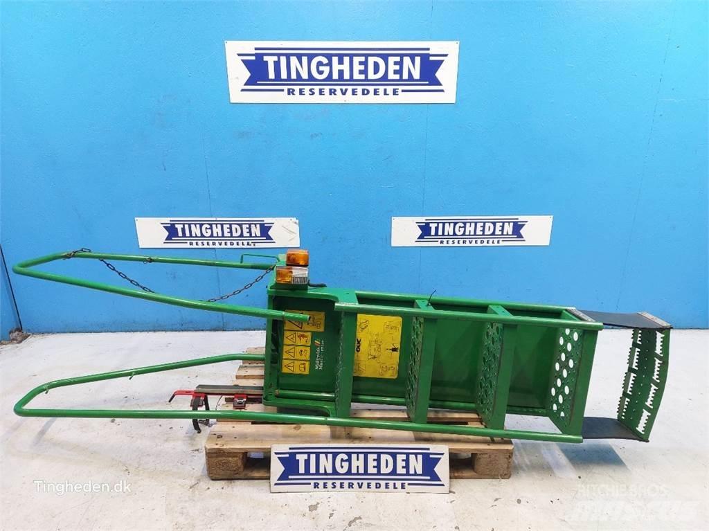 John Deere T660I Cabine si interior