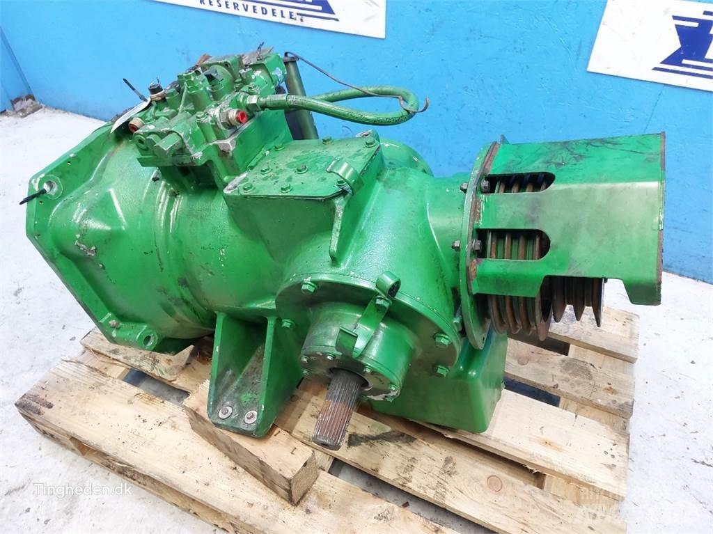 John Deere T660I Transmisie