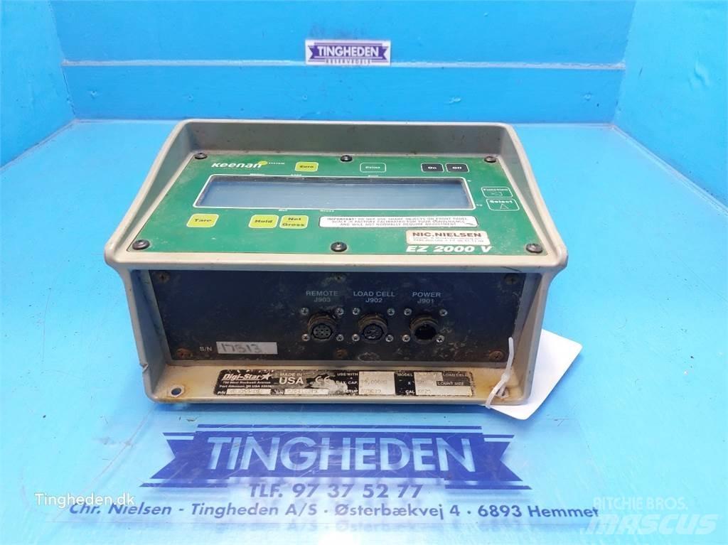 Keenan EZ2000V Mixere furaje