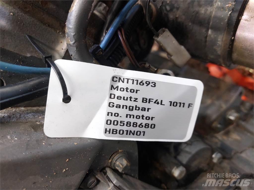 Kramer 521 Motoare