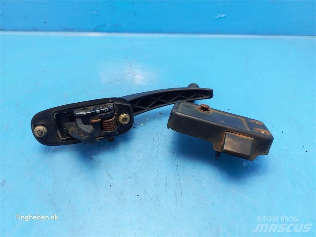 Laverda 3790 Cabine si interior