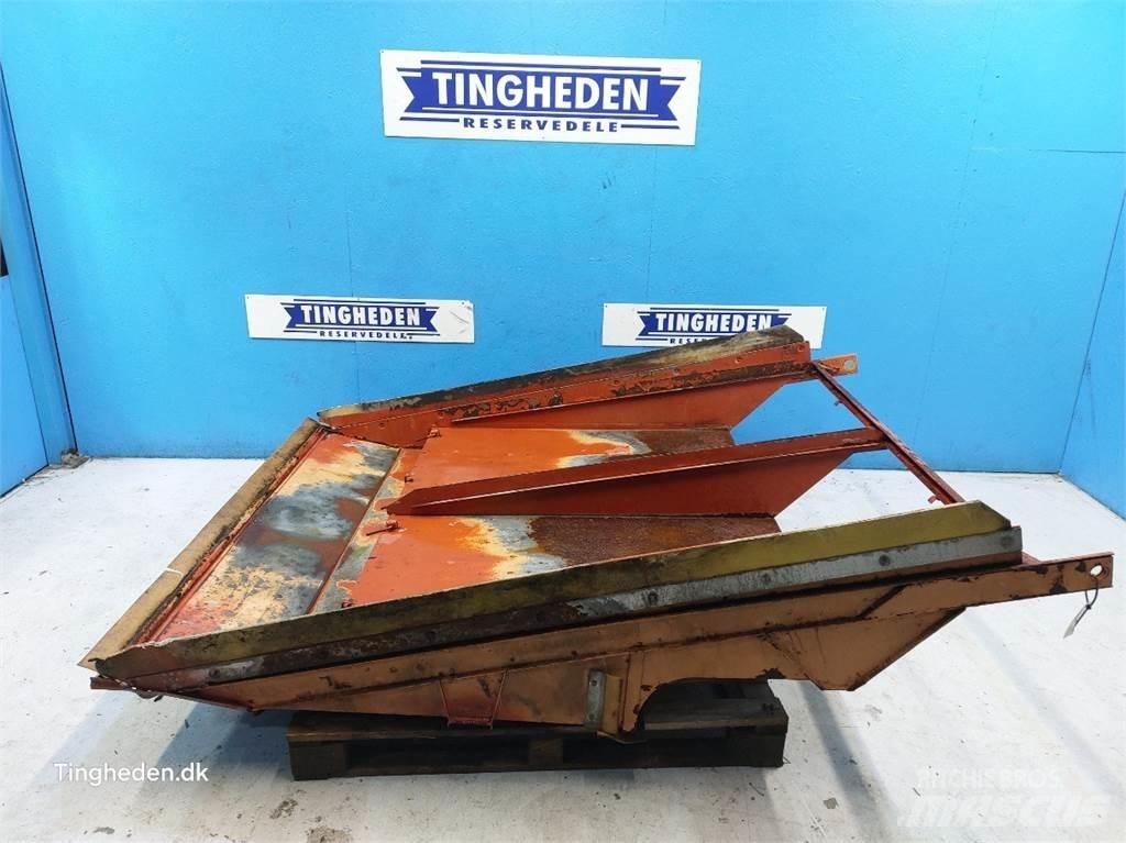 Laverda 627 Dispersare nisip si sare