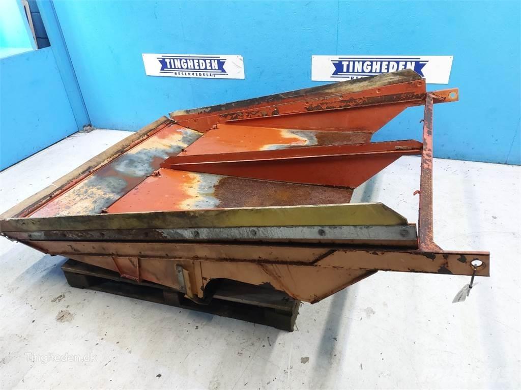 Laverda 627 Dispersare nisip si sare