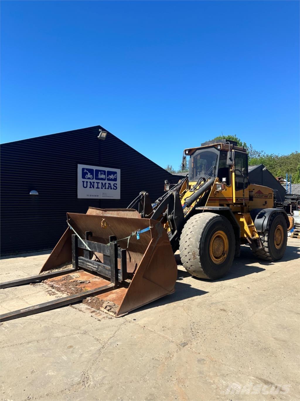 Ljungby L18 Incarcator pe pneuri