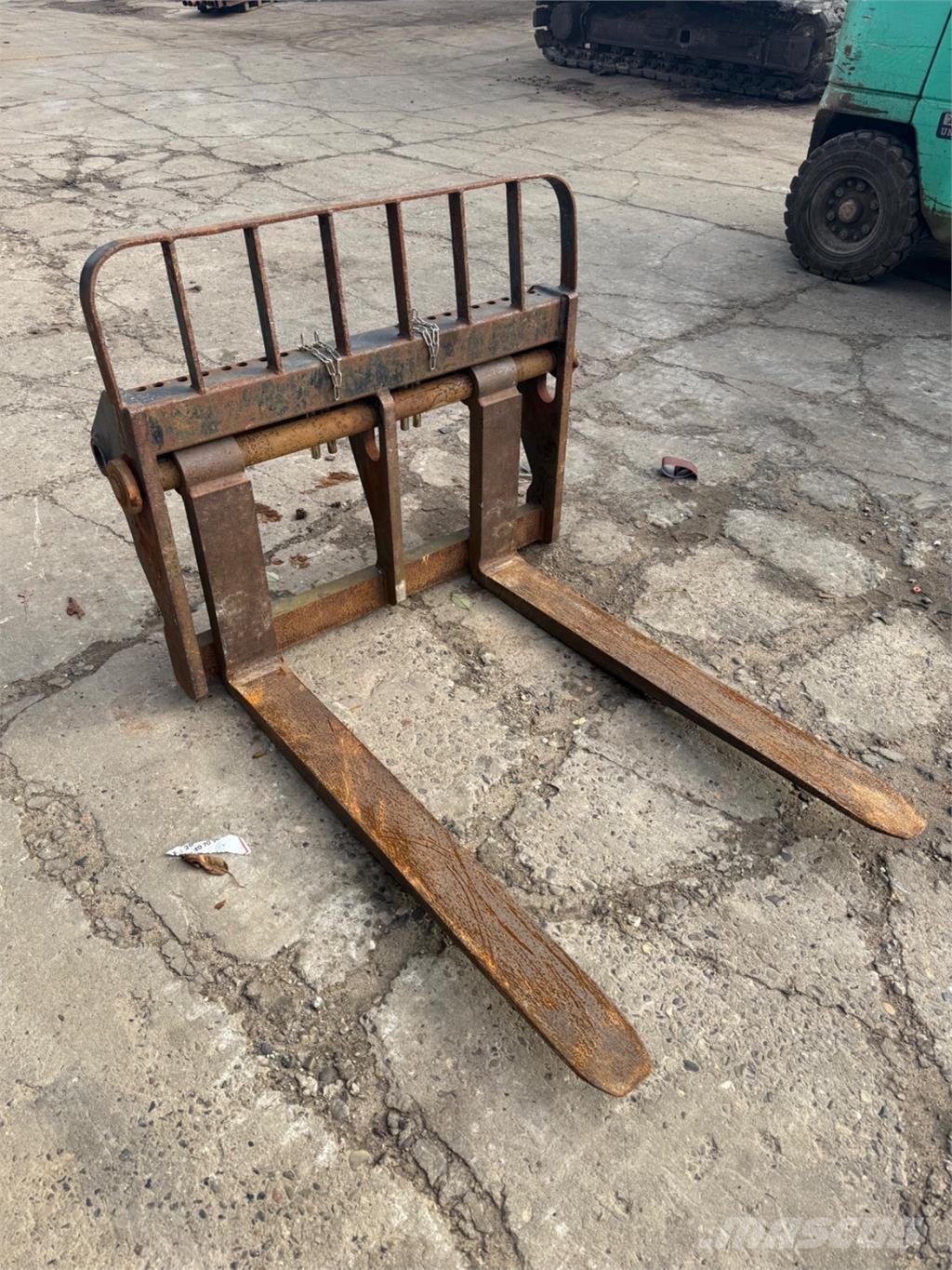 Manitou 4000kg Furci