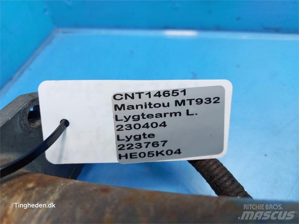 Manitou MT932 cupa de excavat cu cernere