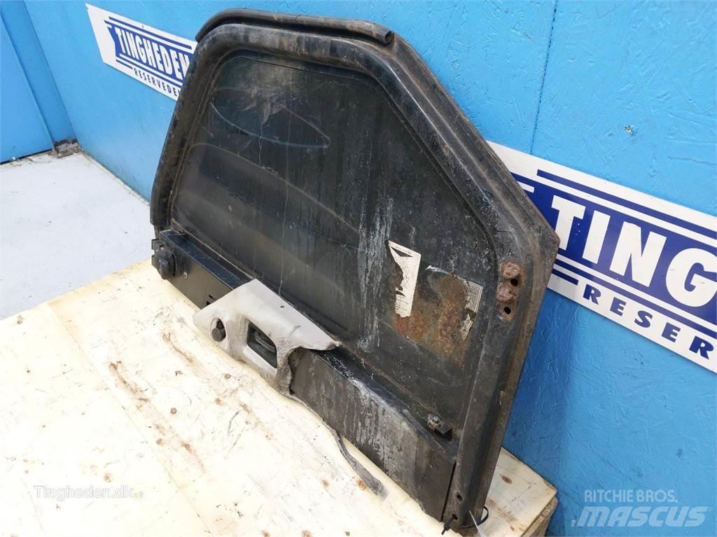 Manitou MT932 Cabine si interior