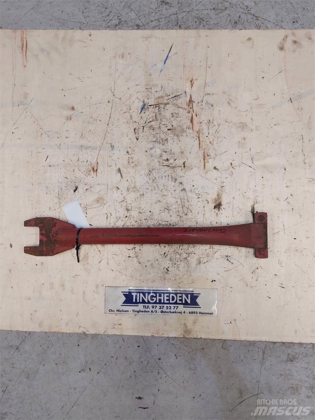 Massey Ferguson  Dispersare nisip si sare