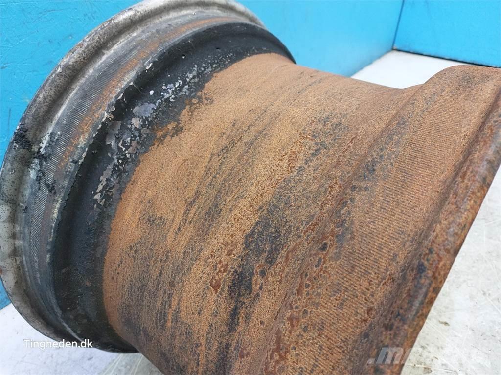 Merlo 24 DW16L24 Anvelope, roti si jante