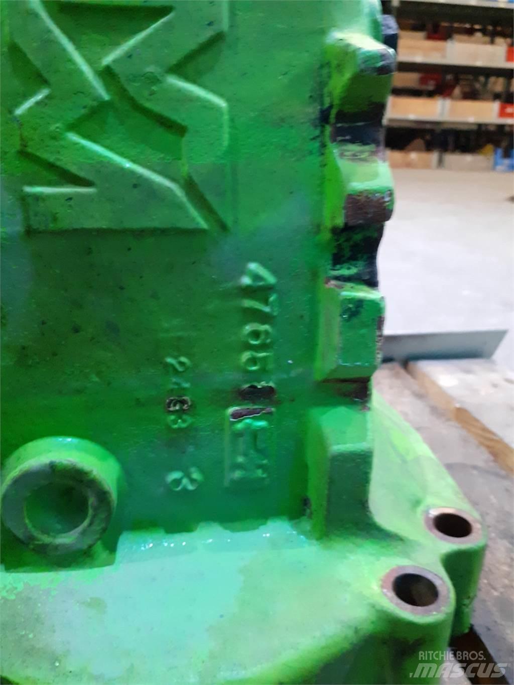 Merlo 28.7 Axe